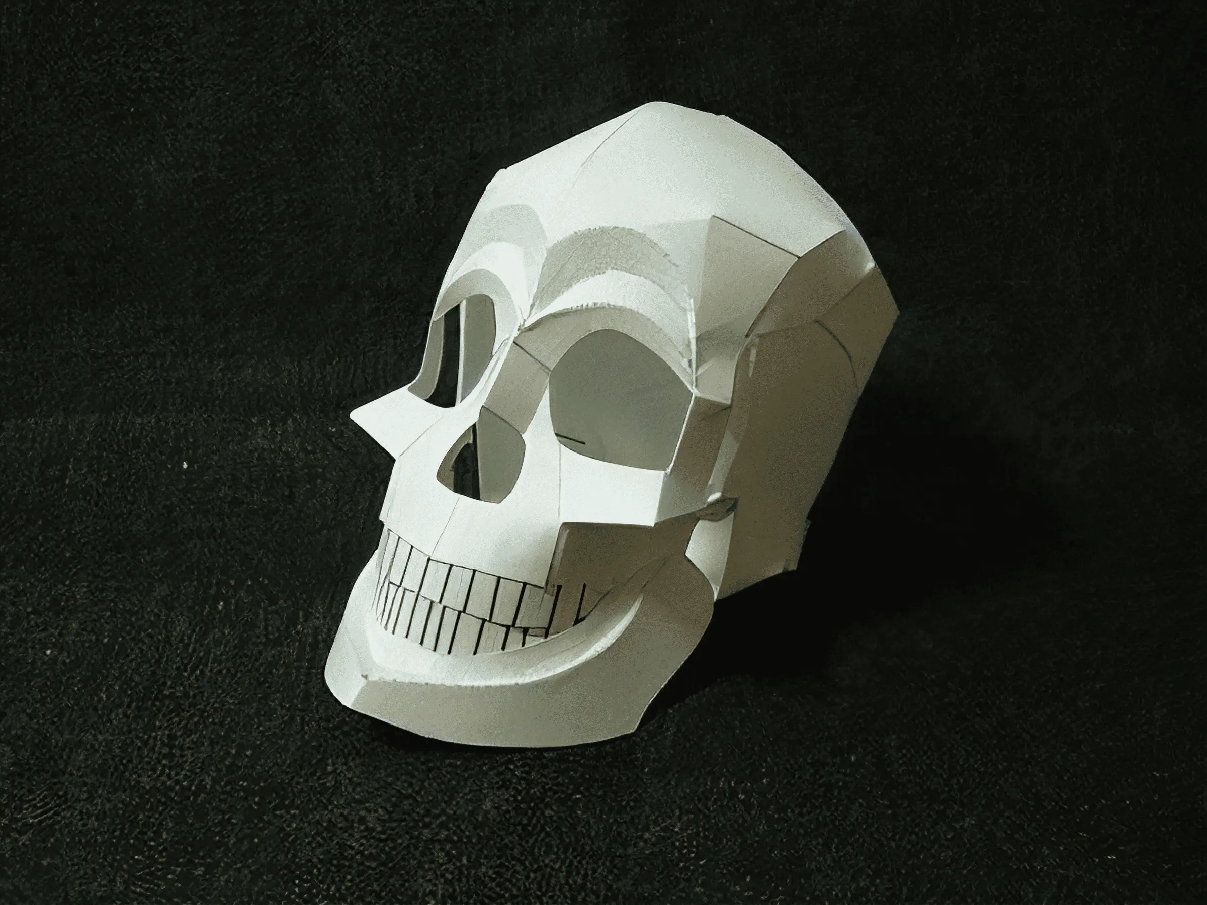 頭蓋骨ペーパークラフト作品