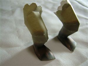 兜をかぶった鳥のペーパークラフト