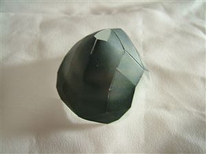 兜をかぶった鳥のペーパークラフト